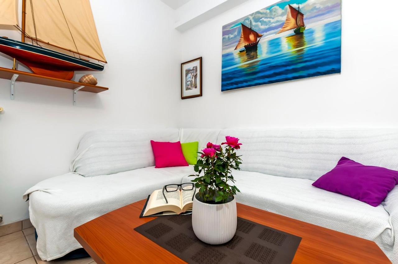 Apartment & Rooms Graciela Rovinj Exterior photo